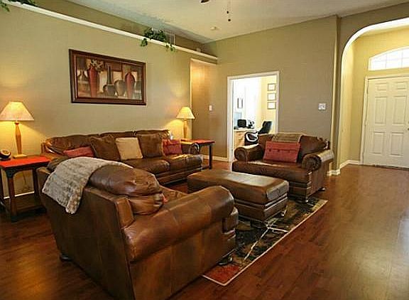 3rd image of 1615 Weldon Dr