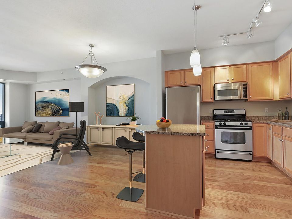 1st image of 500 E Grant St APT 909