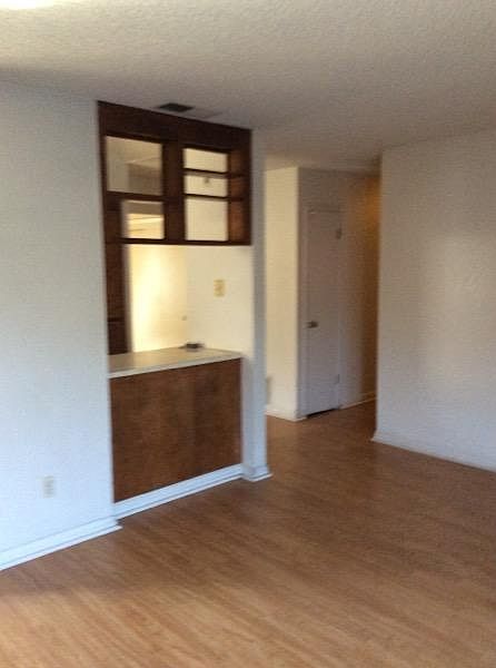 1st image of 1363 W Cottonwood Ave