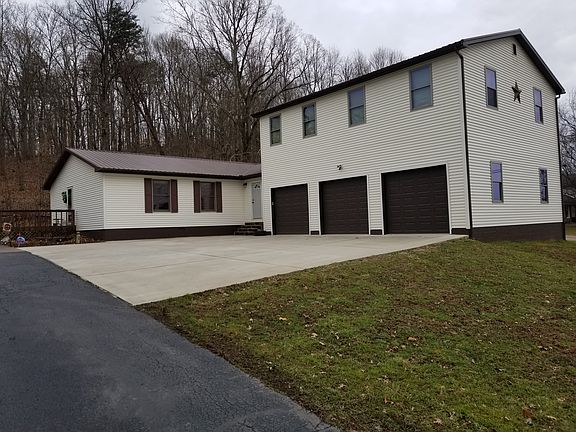 2nd image of 30 Cross Creek Ln