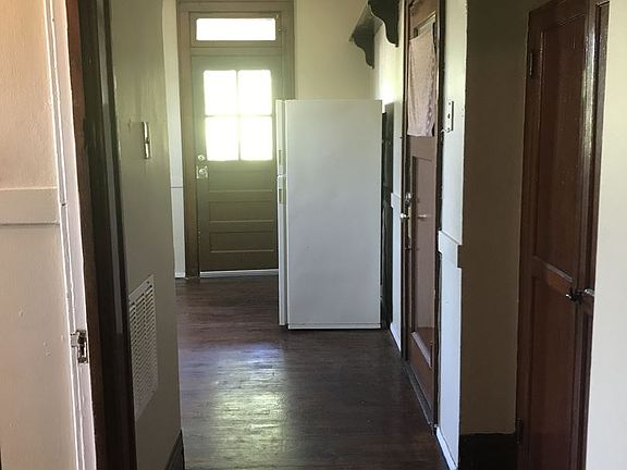 5th image of 4761 Alaska Ave #A