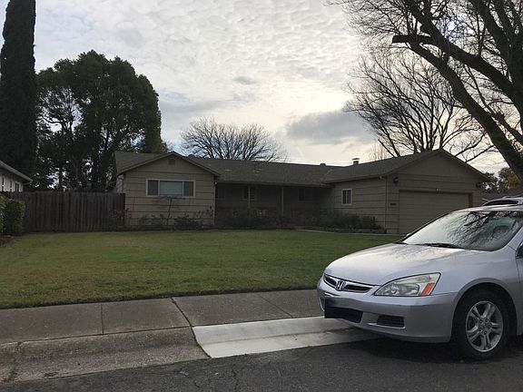 3rd image of 7056 Wilshire Cir