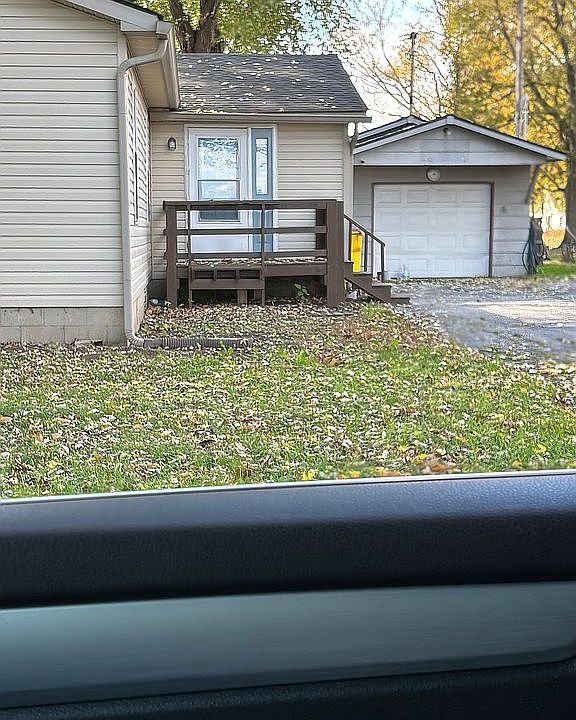 1st image of 6240 High St