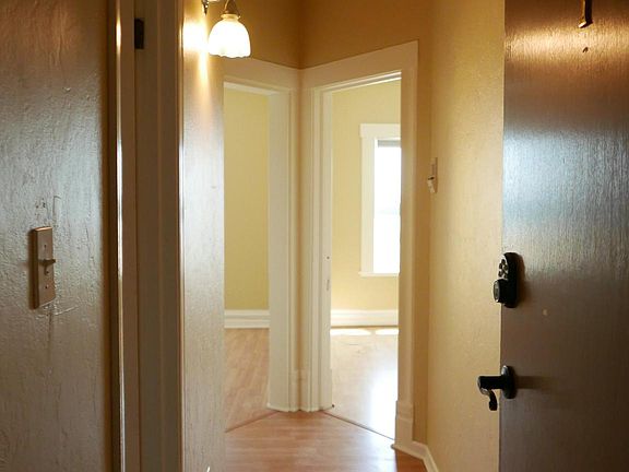 2nd image of 305 Beach St APT 1