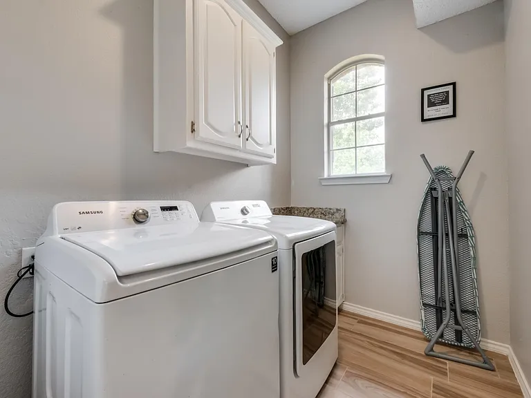 4618 Lakepointe Ave — Photo 22