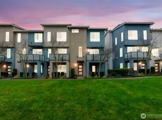 12 Degrees North, Lake Forest Park, WA 98155