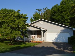 1509 Claremont Dr, Maryville, TN 37803