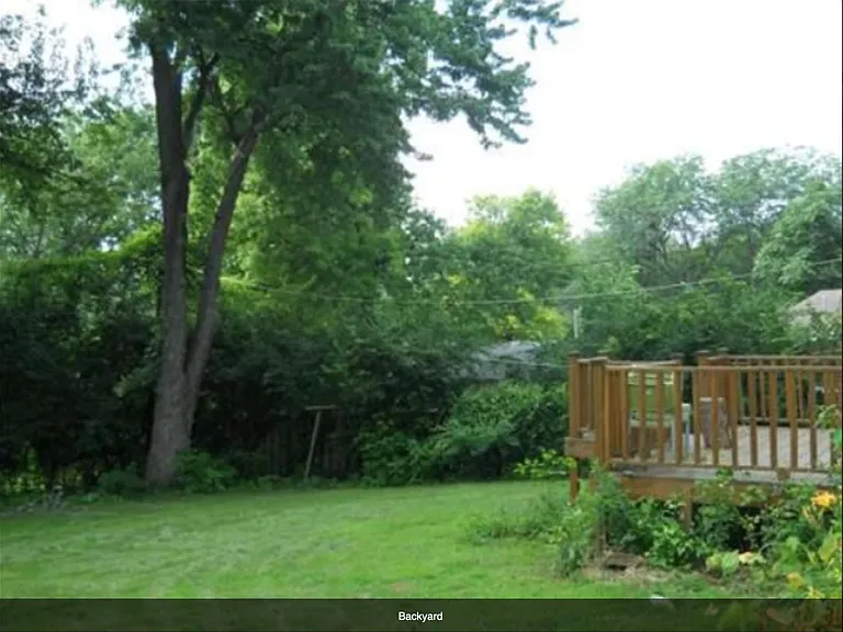 9014 Main St — Photo 15