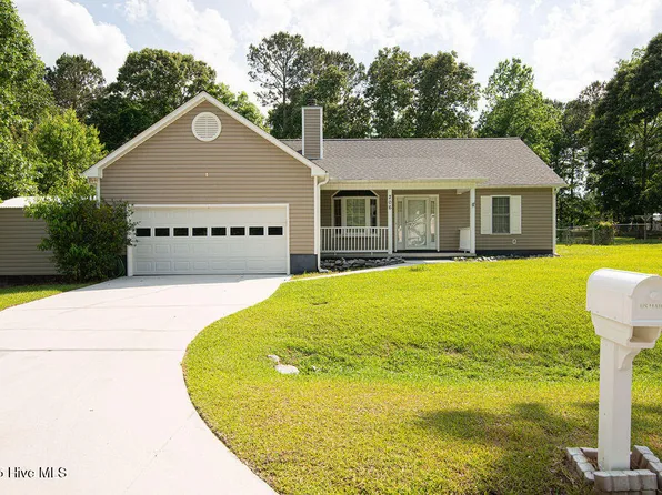 206 Falling Leaf Court, Jacksonville, NC 28540