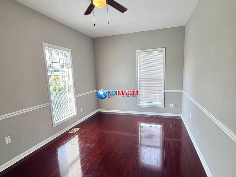 145 N Main St — Photo 6