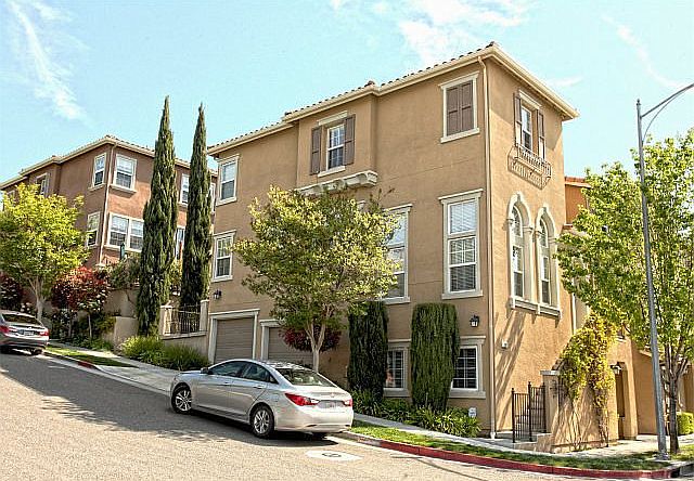 1st image of 397 Marble Arch Ave