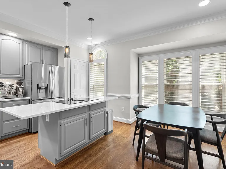 1532 Hampton Hill Cir — Photo 12