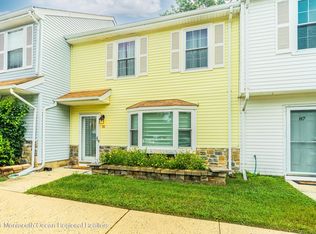 88 Rita Ln, Jackson, NJ 08527