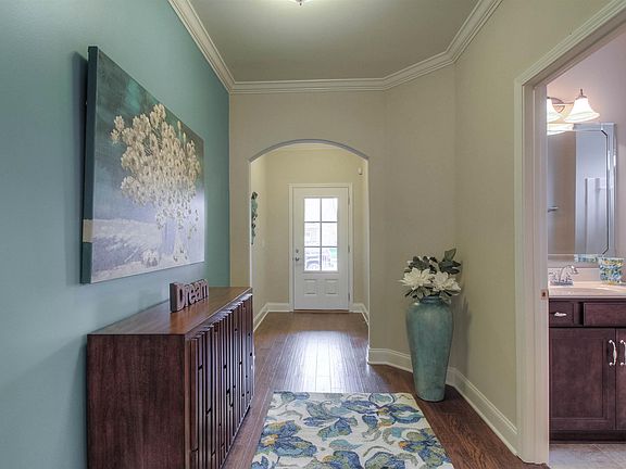 3rd image of 1028 Westgate Dr Lot 142
