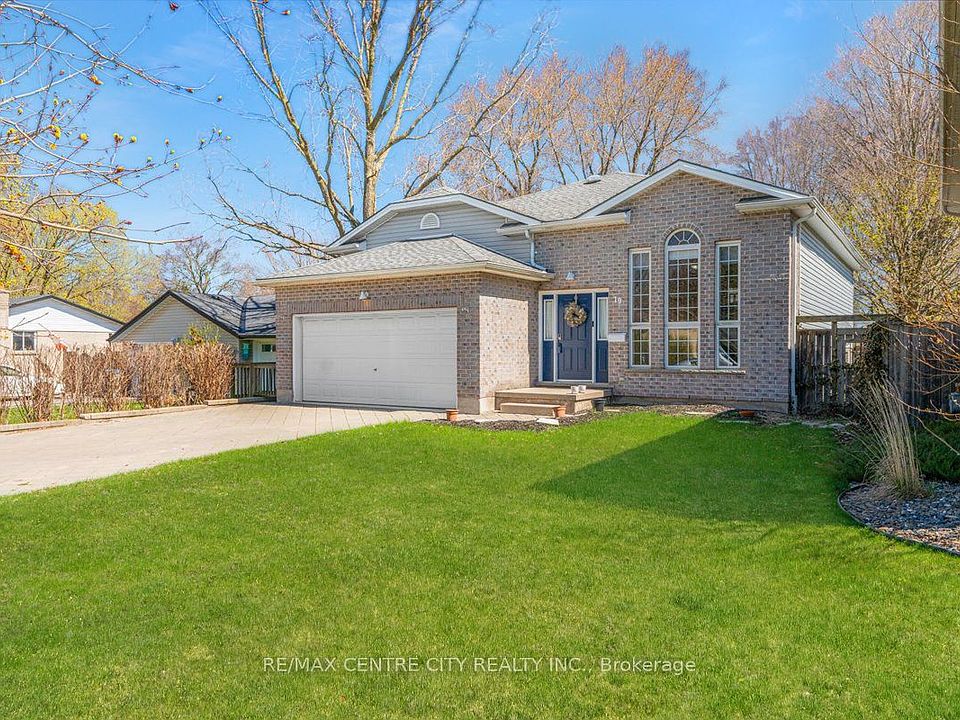 1st image of 19 Dell Dr
