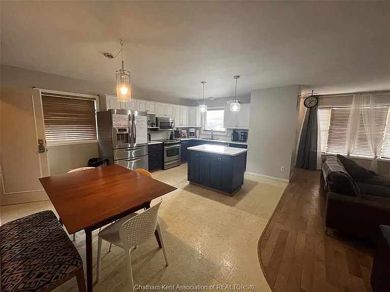 56 Mulberry Ct — Photo 4