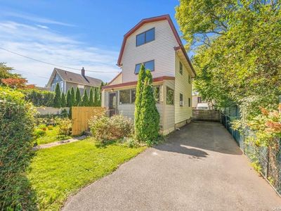 4 Maple Street, Glenwood Landing, NY, 11547