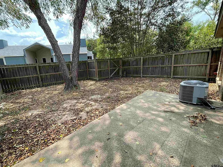 953 Creekside Dr #953 — Photo 16