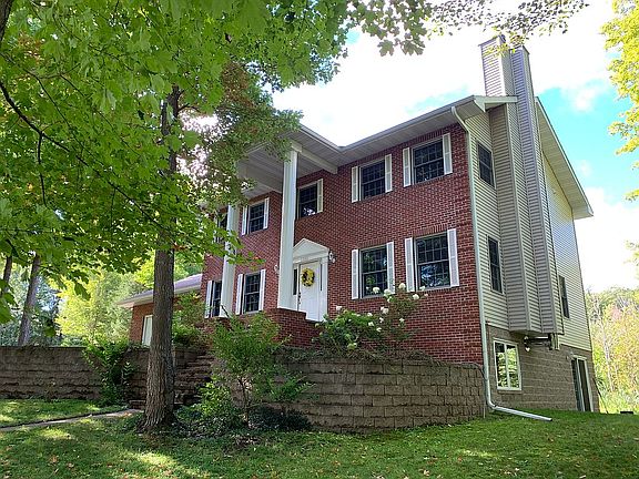 2nd image of 1503 Brookside Dr