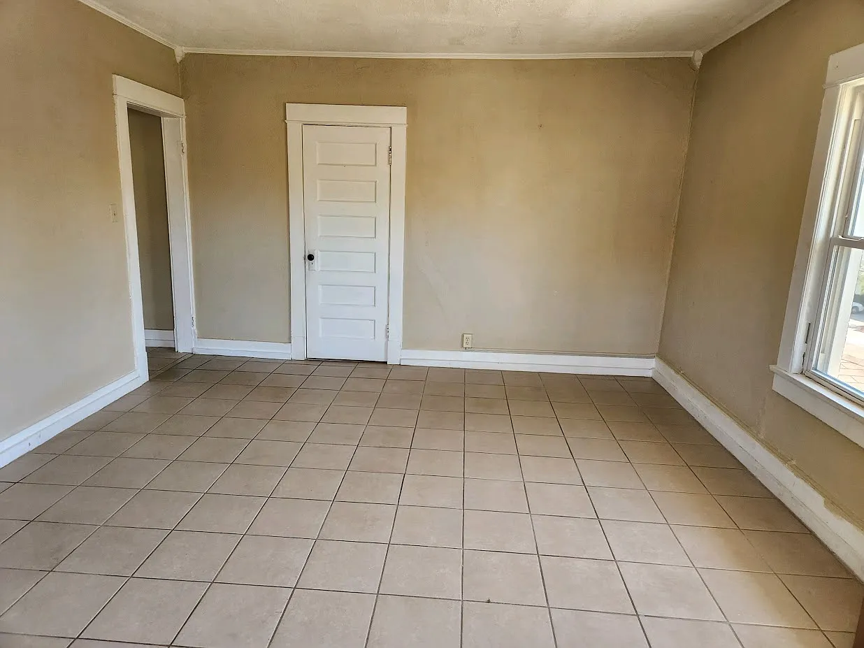 1 bed, 650 sqft, $900 — Photo 1
