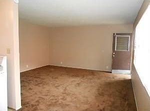 2nd image of 2227 Cedar Ave