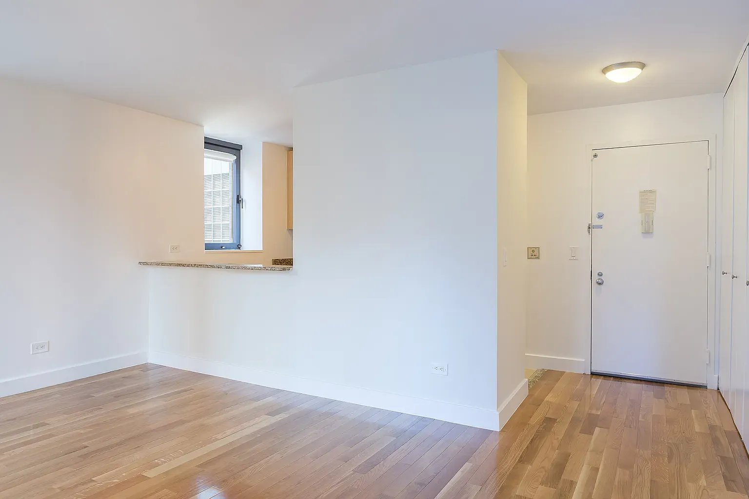 235 West 48th Street — Photo 3