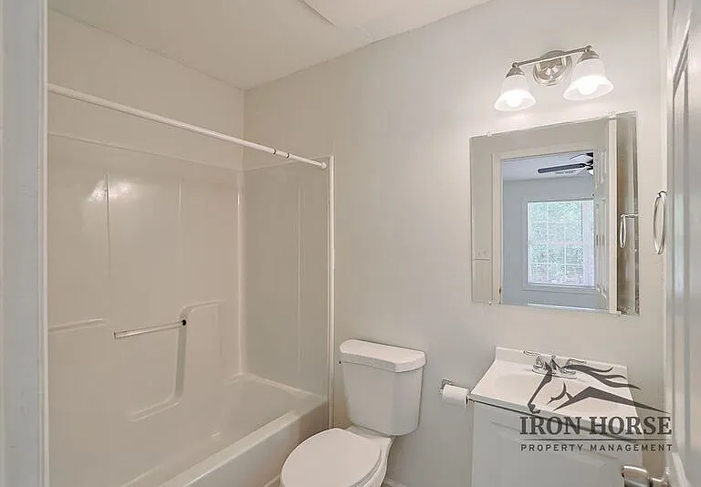 105 Westchester Dr #A8 — Photo 18