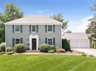 53 Francis St, Trumbull, CT 06611