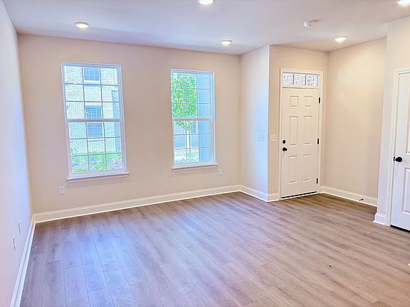 5th image of 2718 Willowoak Trl #2902