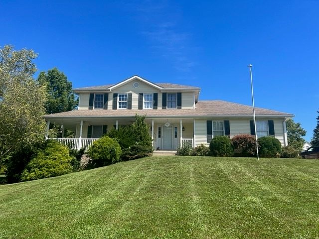 1st image of 40 Valley Dr