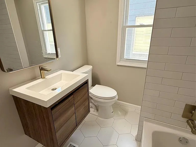 266 W Bennett Ave — Photo 17