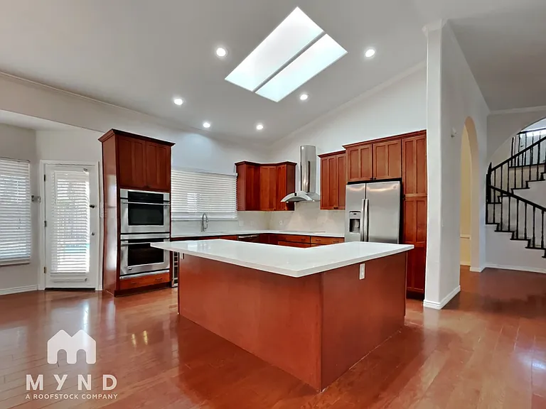 5623 E Grandview Rd — Photo 5