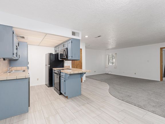 4th image of 860 S Village Rd APT A6