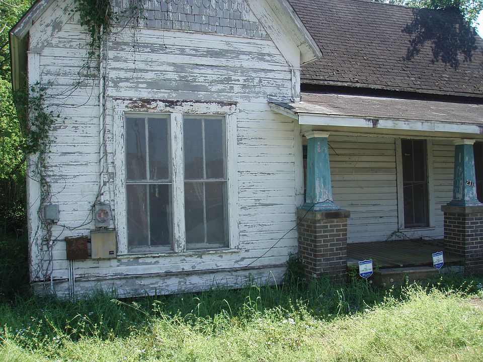 2nd image of 231 Rankin St