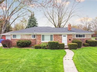 27375 Sylvan Ave, Warren, MI 48093