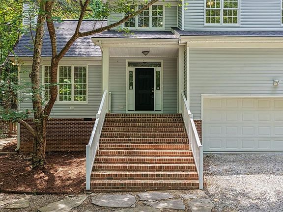 2nd image of 3311 Alex Dr