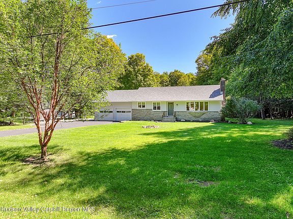 2nd image of 34 Van Buskirk Road