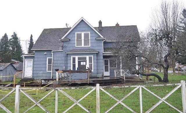 1st image of 4003 S Park Ave
