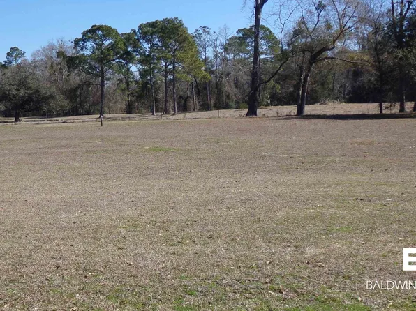 24 Old Federal Rd, Magnolia Springs, AL 36555