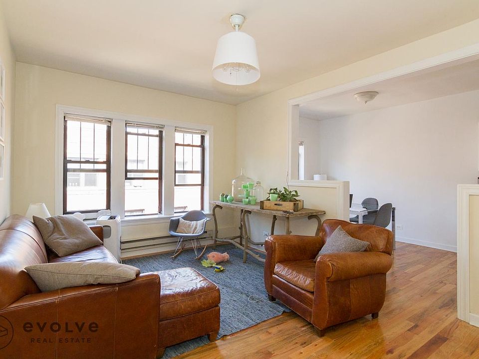 1st image of 622 W Cornelia Ave #6285S3