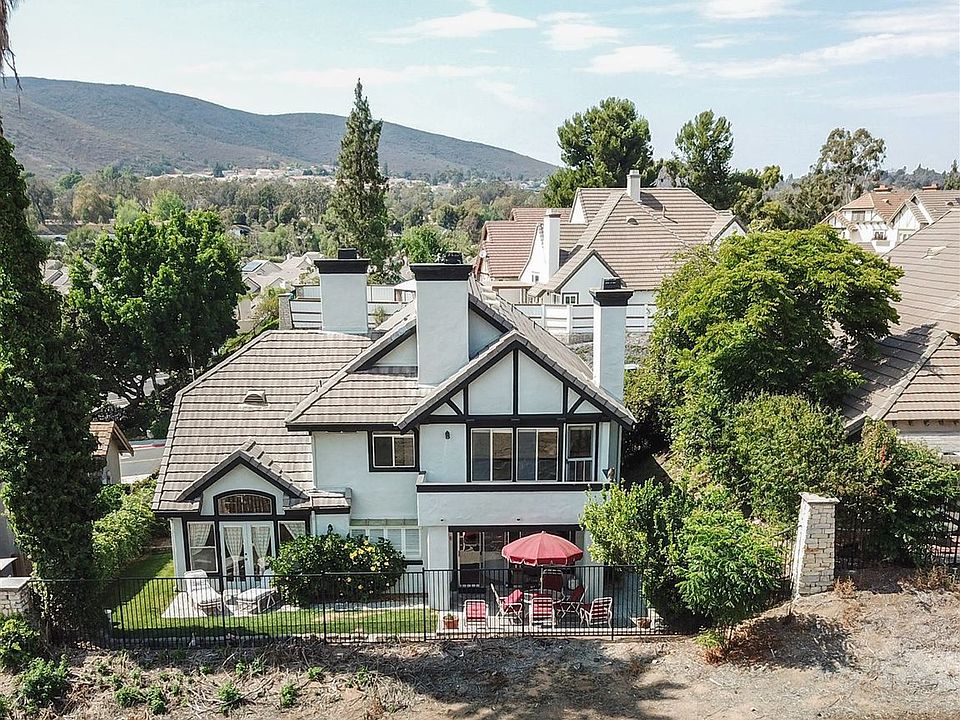 2nd image of 13763 Royal Melbourne Sq