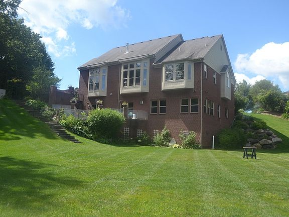2nd image of 5360 Plantation Dr.
