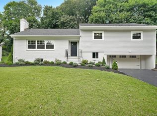 1181 Pinebrook Blvd, New Rochelle, NY 10804