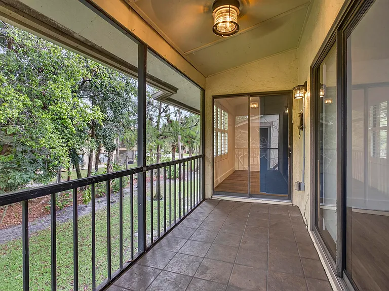13085 Belhaven Ct #4 — Photo 27