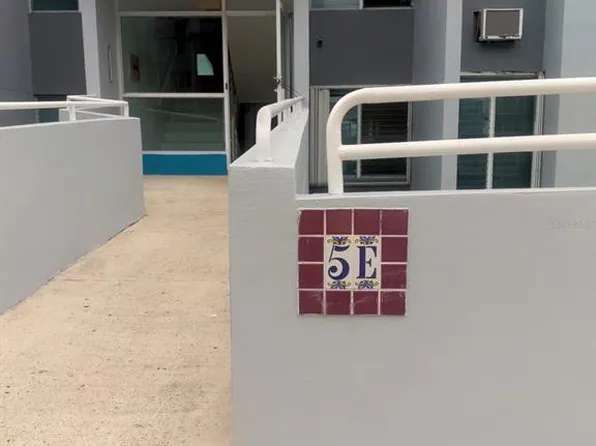 58 E Camino Los Andinos, San Juan, PR 00926