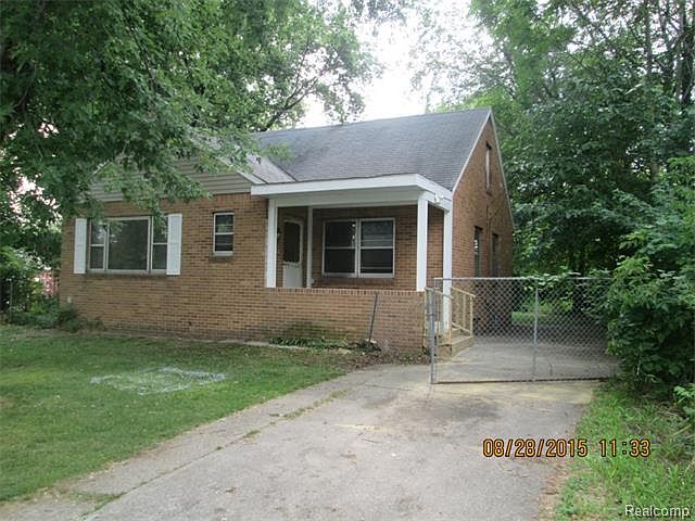 1st image of 1555 Campau Ave