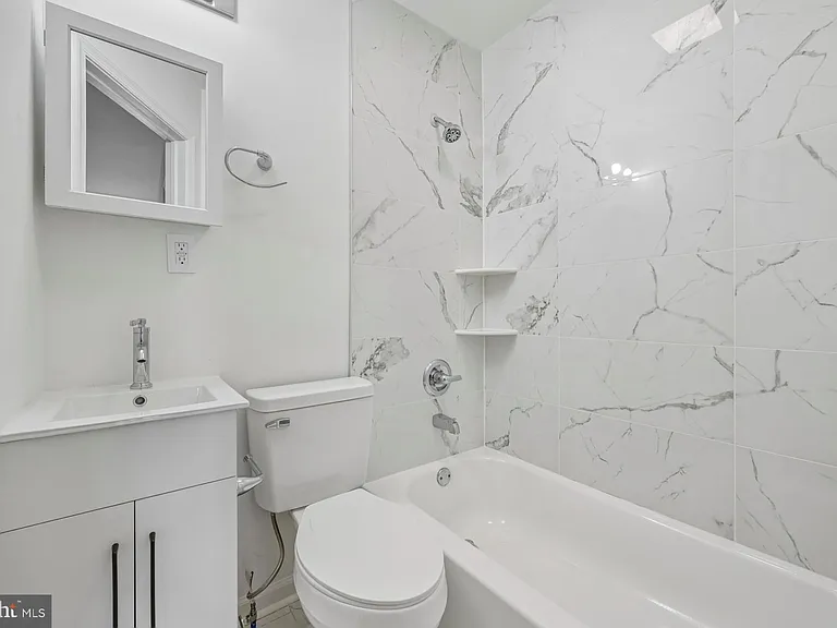 2964 N Taylor St — Photo 9