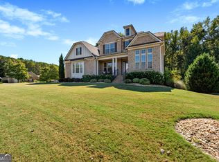 125 Bergen Dr, Fayetteville, GA 30215