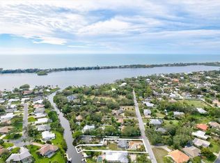 241 Lychee Rd, Nokomis, FL 34275