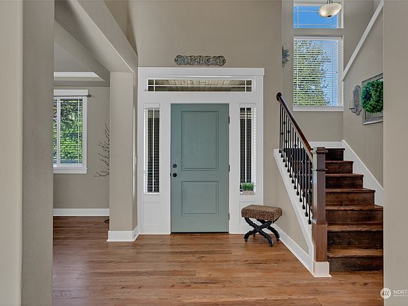 5th image of 15012 82nd Avenue E